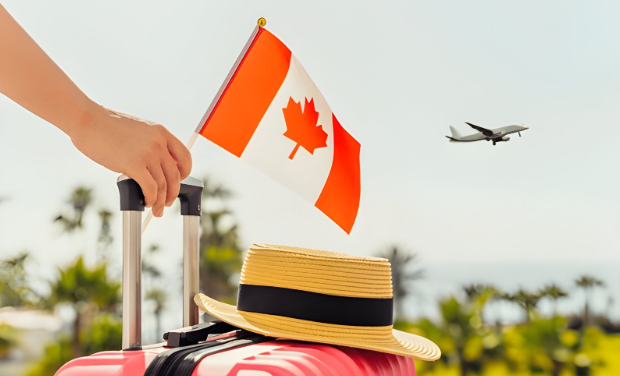 Eco-Friendly Travel in Canada: Sustainable Destinations and Practices