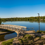 From Coast to Table: Best Places to Visit in Canada for Stunning Sights and Tasty Bites