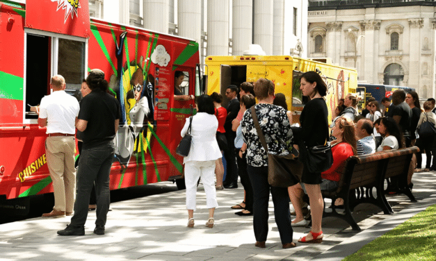 Food Trucks to Fine Dining: The Evolution of Canadian Street Food